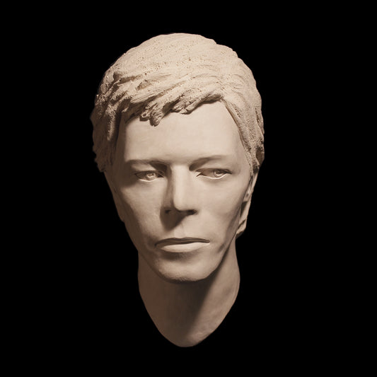 David Bowie portrait sculpture inspired by Heroes era, made of white clay by Maria Primolan Sculptor